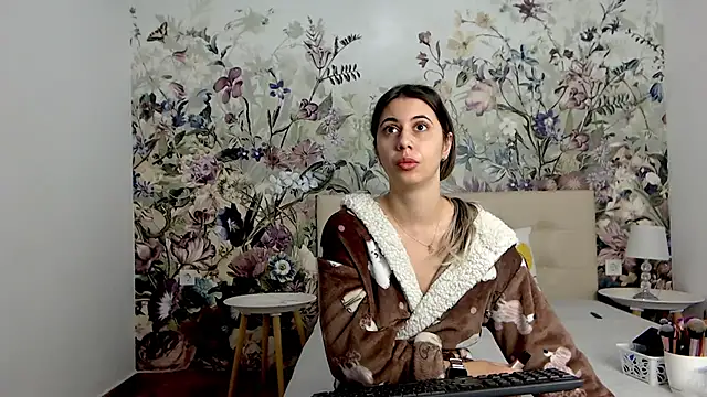 RoseDiamond06 online show from October 10, 11:04 am