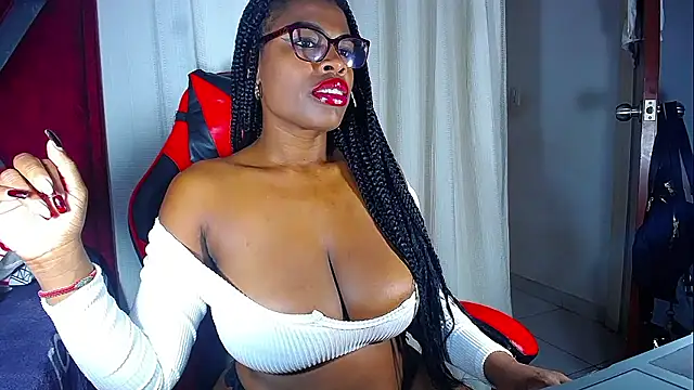 DanisaBrown online show from January 10, 6:45 pm