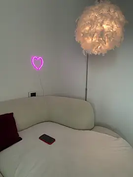 Rileysim88 online show from March 27, 9:10 am