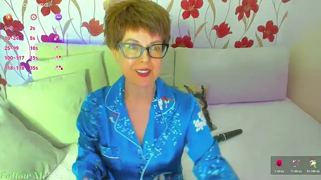 JennAlison online show from April 9, 2:33 pm