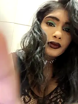 addisonemily online show from December 22, 11:08 pm