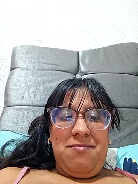 ZaidaWet online show from May 8, 12:52 pm