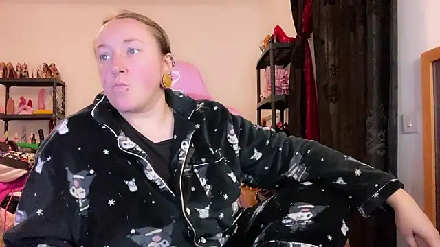 kisicaxx online show from January 10, 8:02 pm