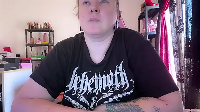 kisicaxx online show from May 24, 12:26 pm