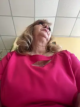 Irina2909xh online show from May 15, 8:17 am
