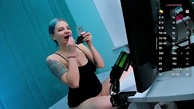 JuliaBusty online show from January 10, 5:12 am