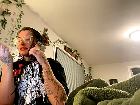 lexymarie online show from October 27, 1:01 am