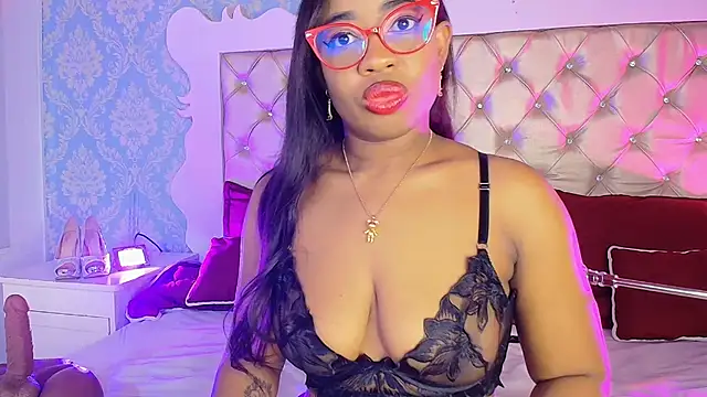 CaseyMoon online show from May 19, 12:34 pm