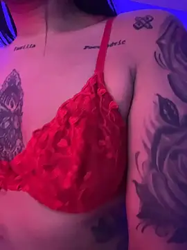 Victoria14  online show from February 5, 2:03 am