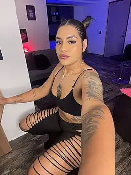 Victoria14  online show from November 11, 12:50 am