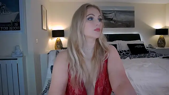 AlbanyWhite online show from December 2, 1:24 pm