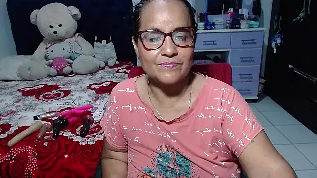 pervert mommy  online show from May 17, 10:36 am