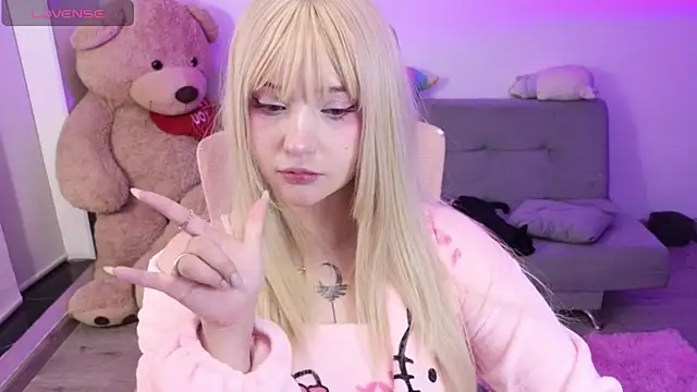 KuroChan420 online show from May 7, 3:22 am