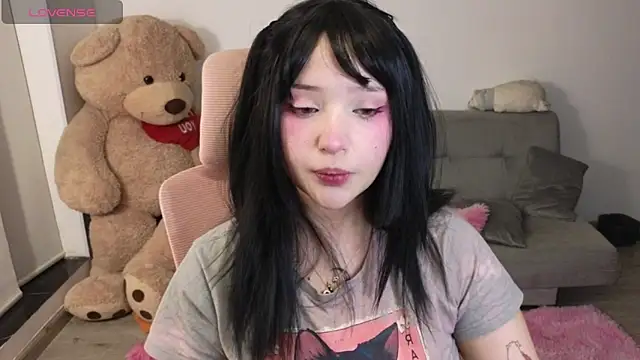 KuroChan420 online show from May 6, 2:59 am