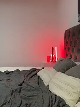 EllaMae online show from October 9, 7:40 pm