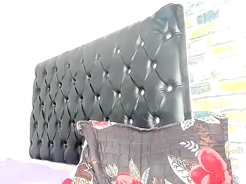 SexxyBumz4u online show from May 11, 2:45 pm