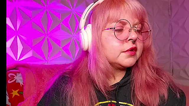 Satyn doll online show from January 10, 2:16 am