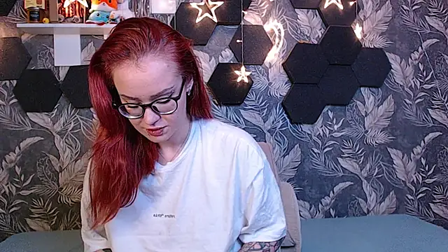 ChiooMia online show from May 6, 3:43 am