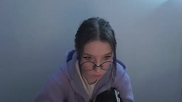  Hanna Moon  online show from December 18, 9:03 am