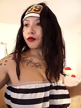 little susie online show from October 30, 9:44 am