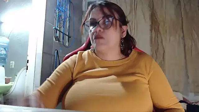 AyantiPonz79 online show from May 23, 11:25 pm