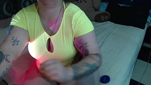 ANGELIQUE KLANE online show from May 13, 1:44 am