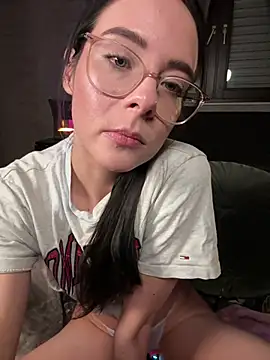 Viktoria Marie online show from May 9, 10:12 pm