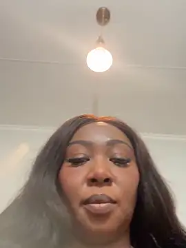 Bootyliciouse21X online show from May 20, 6:54 am