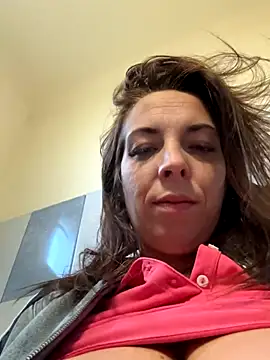 Snapshot of Almmaxxxx chatting on September 20, 5:39 am Almmaxxxx online show from September 20, 5:39 am
