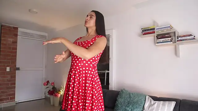  Vahos  online show from November 12, 5:33 pm