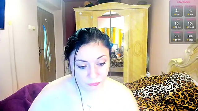 DomPanther69 online show from October 27, 6:42 am