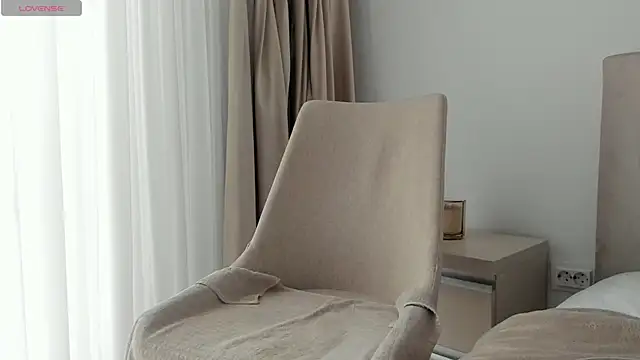 VickyStonee online show from May 10, 10:06 am