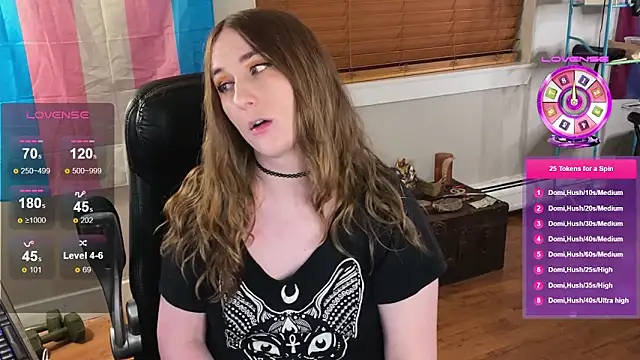 luluvaladon online show from May 22, 4:43 am