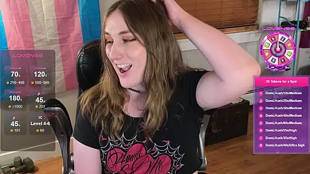luluvaladon online show from May 23, 4:44 am