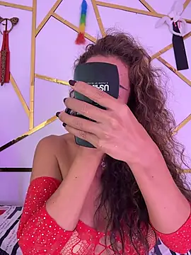 YOURSDEBORA online show from May 11, 8:17 pm