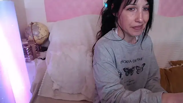 -carla- online show from May 8, 5:21 am