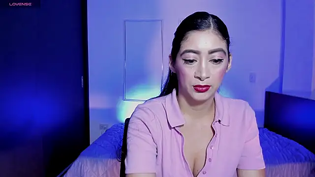 MeganWhite3 online show from April 10, 3:23 am