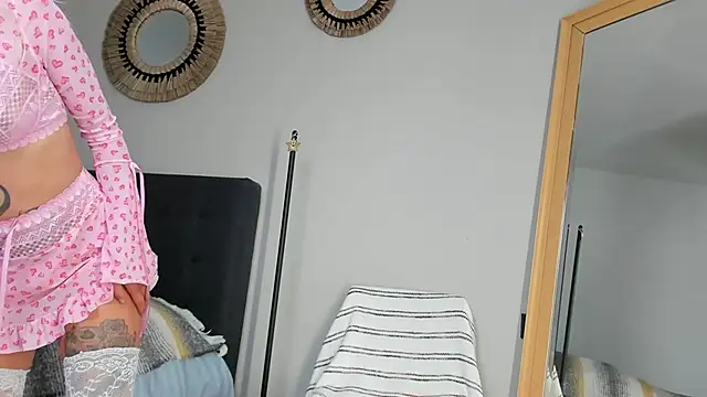 mazekyn online show from October 18, 1:03 pm