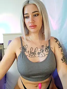 Fuck-Gina online show from May 23, 5:17 am