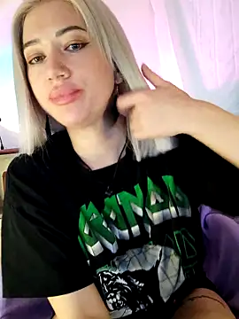 Fuck-Gina online show from May 16, 4:37 am