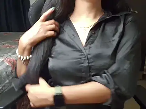 Adventurous Angel online show from October 25, 7:21 pm