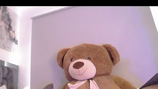 janeebony  online show from May 7, 4:43 pm