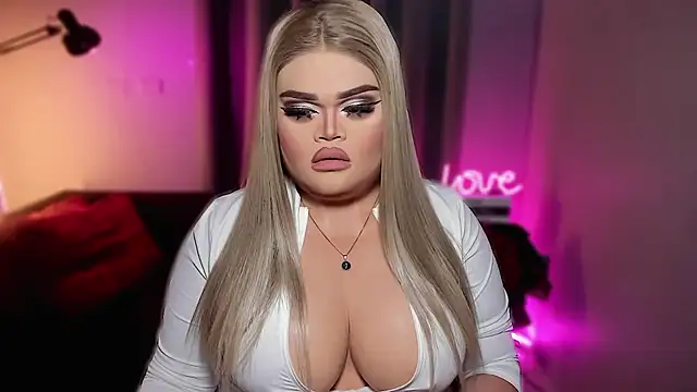 BelindaLovex online show from April 8, 6:37 am