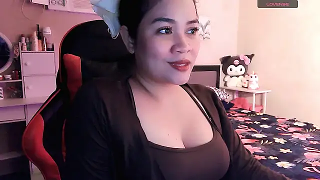 yenyen  online show from February 3, 1:16 am