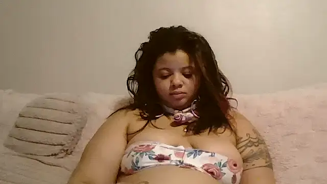 beautylovess online show from May 26, 2:55 am