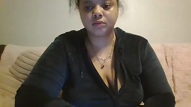 beautylovess online show from May 27, 7:11 pm