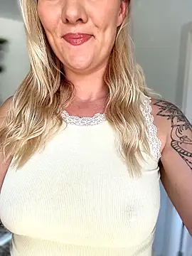 NastyMilf  online show from March 24, 9:58 am