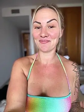 NastyMilf  online show from May 26, 10:03 am