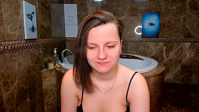 MelindaTin online show from January 15, 12:38 am