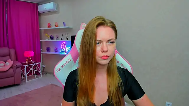 Strawberrye online show from May 9, 11:12 am